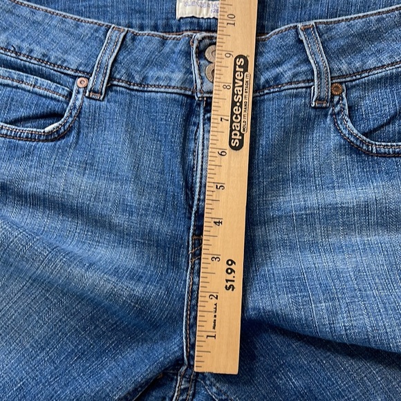 Levi’s 526 Slender Boot Cut Jeans Size 12 - Picture 9 of 11